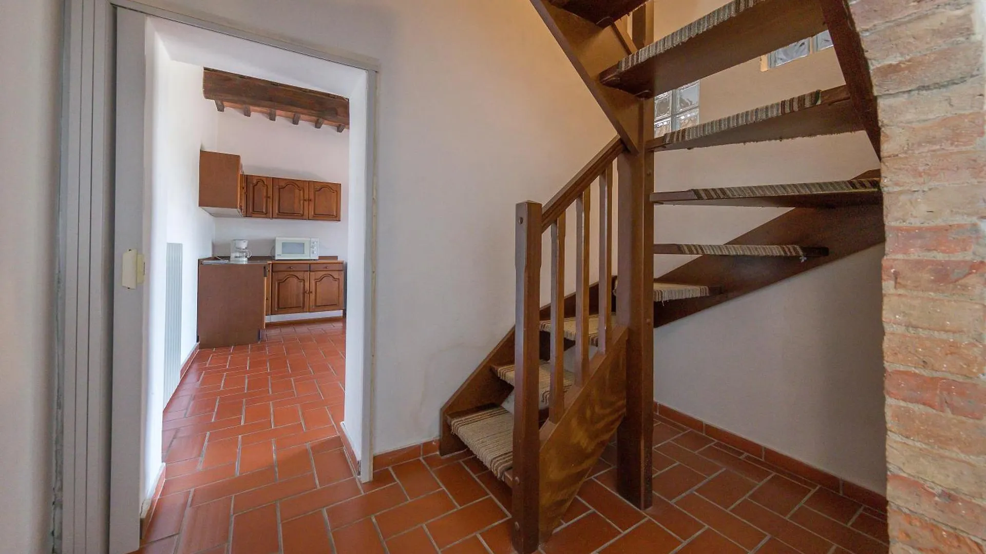 Farma Vila Santa Lina - Gelsomino Pomarance